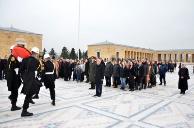 İstanbul şubemizin öğrencilerimizle beraber Anıtkabir ziyaretleri ve sonrasında derneğimizde geçirdiğimiz keyifli zamanlarımızdan kareler.